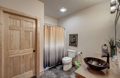 Lead Chalet De Esquí | Blackmoon 3 BR Chalet at Terry Peak with Outdoor Hot Tub - Sleeps 16