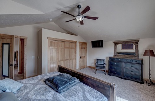 Lead Chalet De Esquí | Blackmoon 3 BR Chalet at Terry Peak with Outdoor Hot Tub - Sleeps 16
