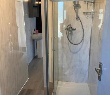 Moffat Villa | Blackpool chalet - free parking