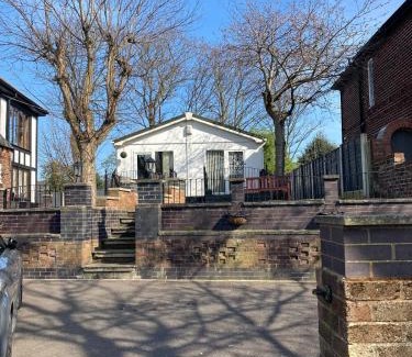 Moffat Villa | Blackpool chalet - free parking