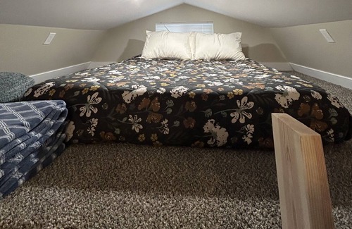 Pocatello Cabina | Blackrock Canyon Cabins “Blue” 15,000 acres to explore. ATV/UTV Trails, skiing