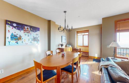Big White Ski Resort Casa | Blacksmith Lodge 4