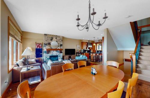 Big White Ski Resort Casa | Blacksmith Lodge 4