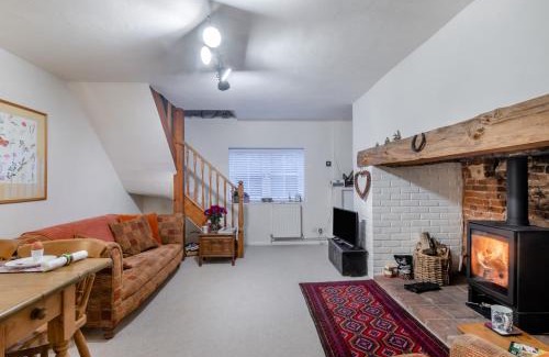 Buxton Casa | Blacksmiths Cottage - Buxton Norfolk
