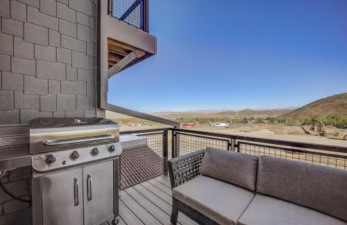 Park City Casa | Blackstone at the Canyons by AvantStay Stunning Views 5-minutes to Park City Mountain Ski Lift