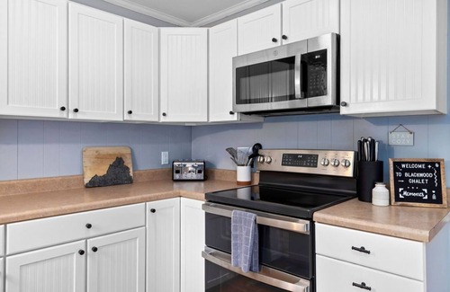 Wintergreen Cabina | Blackwood Chalet