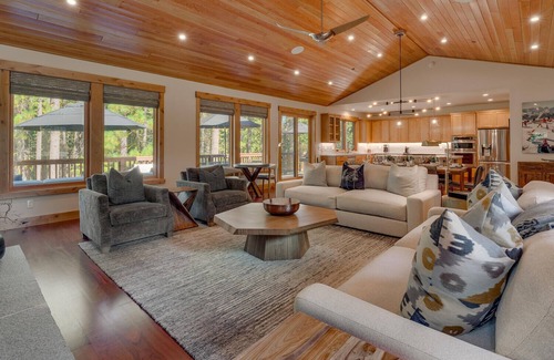 Tahoe Pines Casa | Blackwood Creek Chalet - TLUXP