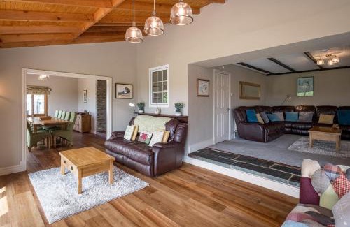 Newcastle Emlyn Casa | Blaenachddu