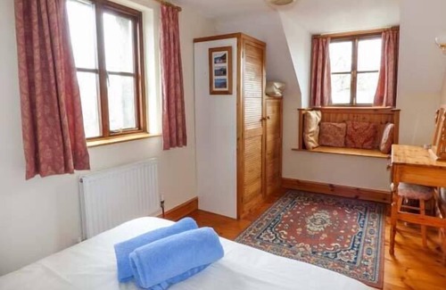 Pencader Cabaña | Blaendyffryn Fach, LLANLLWNI