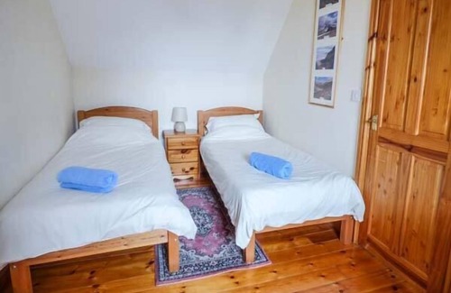 Pencader Cabaña | Blaendyffryn Fach, LLANLLWNI