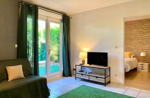 Blagnac Apartamento | Blagnac : appartement T2 avec jardin, parking et climatisation