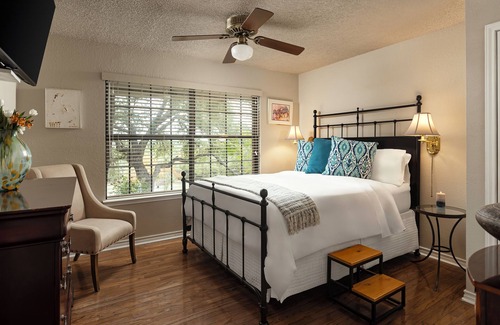 Wimberley Cama Y Desayuno | Blair House Inn