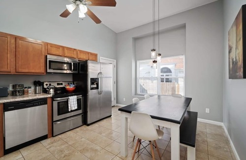 St. Peters Casa | Blair's House in St. Peters 4 Bed 2 Bath Sleeps 10