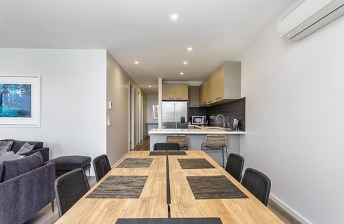 Blairgowrie Apartamento | Blairgowrie Apartamento 1: vistas de la bahía + ropa de cama