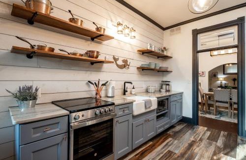 Port Clinton Apartamento | Blame Jaime - downtown, the heart of all the fun!