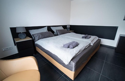 Rhein-Erft-Kreis District Apartamento | Blauer Stein 7a WH01 - Apartment 3 SZ, 5 Betten