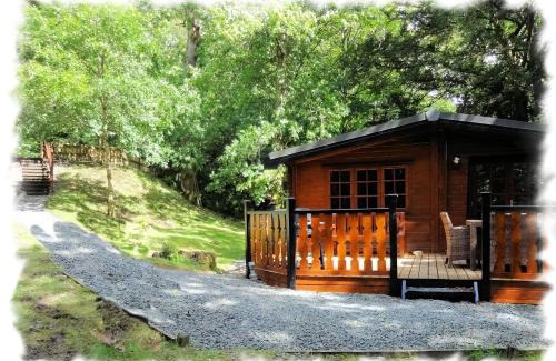 Skelwith Bridge Casa | Blelham Tarn Rustic cabin in tranquil woodland