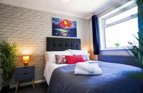 Yaxley Casa | Blenheim Way