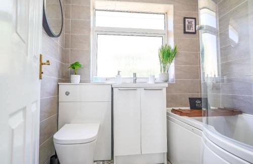 Yaxley Casa | Blenheim Way