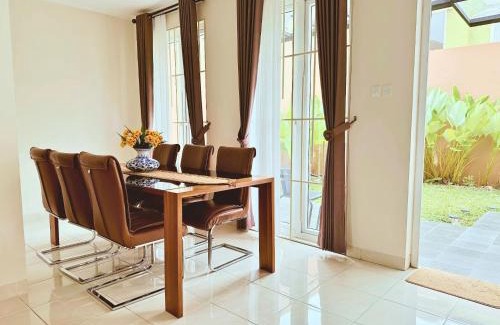 Palembang Casa | Blessimore Springhill 4BR