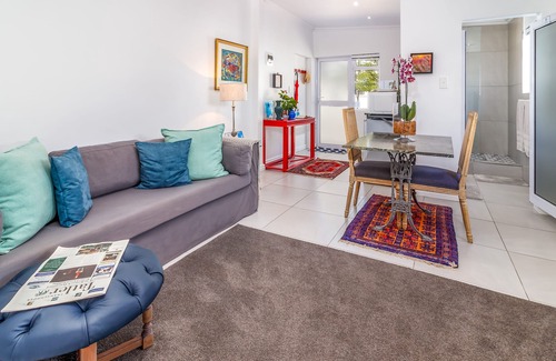 Franschhoek Cabaña | Bleu Cobalt Cottage