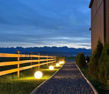 Nowy Targ Chalet De Esquí | Bliżej GÓR- nowoczesne domki w górach z balią