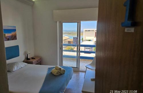 Praia de Faro Casa | Blife Ceriya private rooms at Faro beach