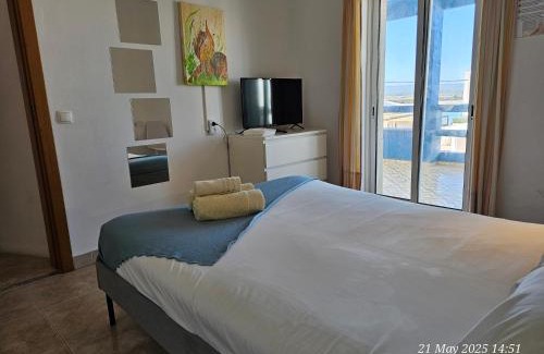Praia de Faro Casa | Blife Ceriya private rooms at Faro beach
