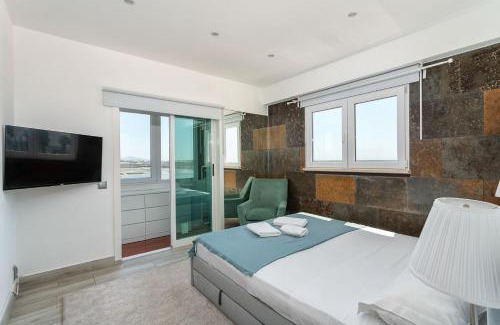 Praia de Faro Apartamento | BLife Charlya private apartment at Faro beach