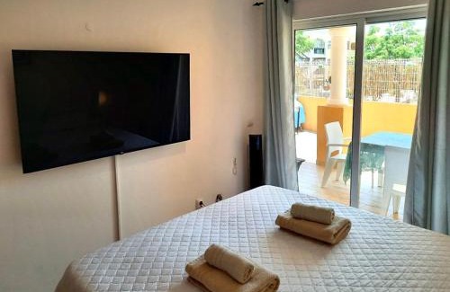 Montenegro Casa | BLife Macaya private rooms