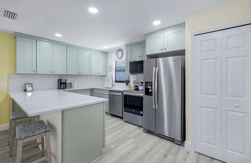 Sanibel Condominio | BLIND PASS D101 -Sanibel Condo Short Walk to Beach