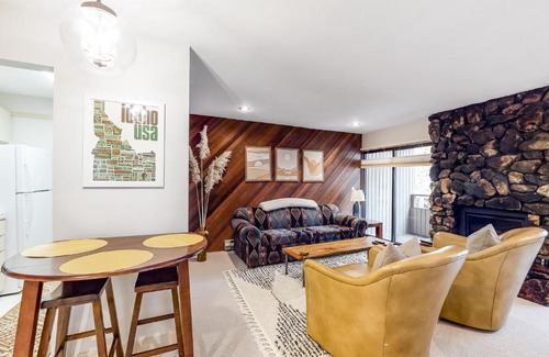 Warm Springs Apartamento | Bliss at the Base