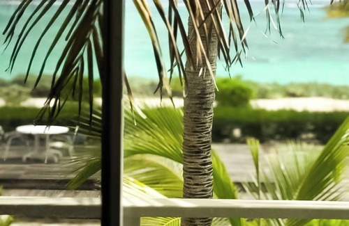 Whitby Condominio | Bliss Ocean Beach 3-bedroom condo, Whitby, North Caicos.