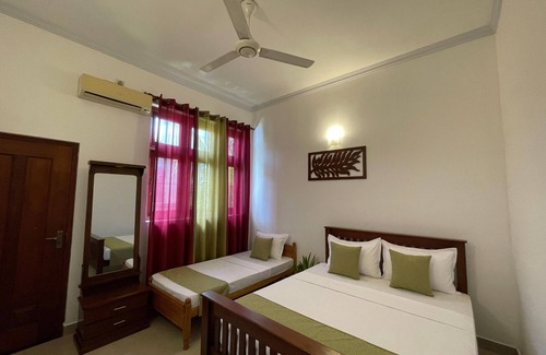 Kudapaduwa Cama Y Desayuno | BlissFam Villa & Hostel