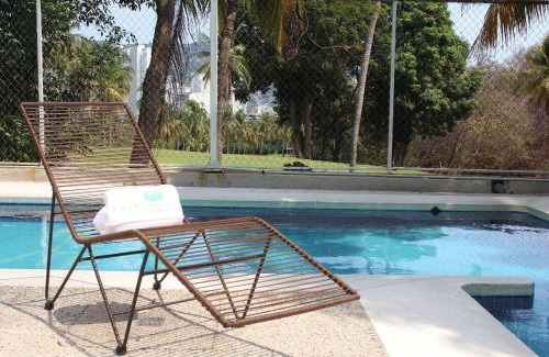 Club Deportivo Apartamento | BLISSFUL ACATOWN BEACH PENTHOuSE