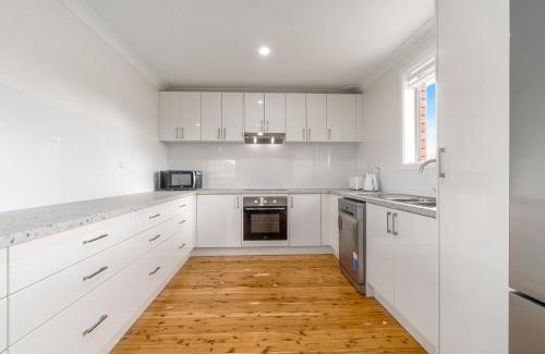 Blayney Casa | Blissful Blayney Home - Comfy Cosy and Sleeps 6