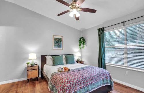 Gainesville Casa | Blissful Haven - Updated & Fully Equipped Condo