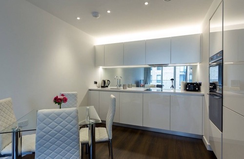 London Borough of Hounslow Apartamento | Blissful one bed Near the River