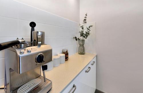 Silver Sands Casa | Blissful Silver Sands Retreat - Aldinga Beach - C21 SouthCoast Holidays