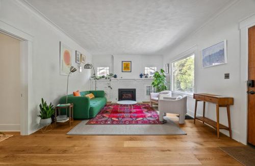 Manito Casa | Blissful South Hill Retreat