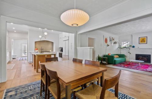 Manito Casa | Blissful South Hill Retreat