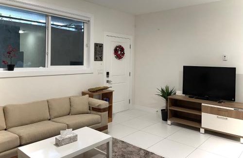 Fleetwood Casa | Blissful Stay in Surrey