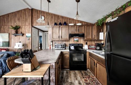 The Woods Casa | Blissful Zen Cabin Oasis near Cacapon River in West Virginia