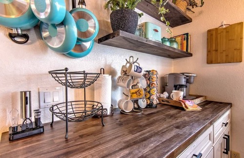 Pine Cove Cabina | Blissfully Wild - with Hot Tub & pets are welcome