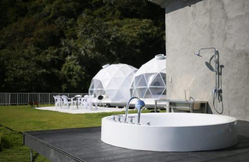 Kurahashi Casa | bLOCAL Sugawa House - Exclusive Beach Front Domes