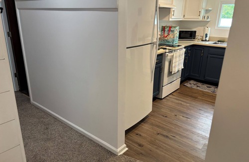 Town Bank Casa | Blocks from the beach!! Charming Summer Getaway in Cape May