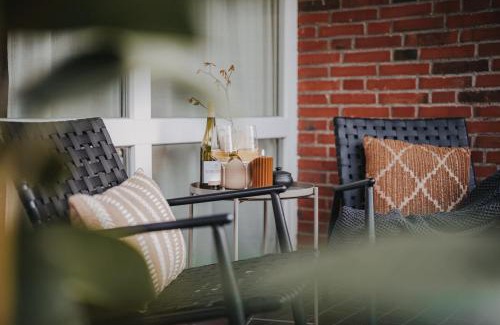Haarentor Apartamento | BLOOM Apartment für bis zu 6 Personen kostenloser Parkplatz Balkon Babybett 3 Zimmer