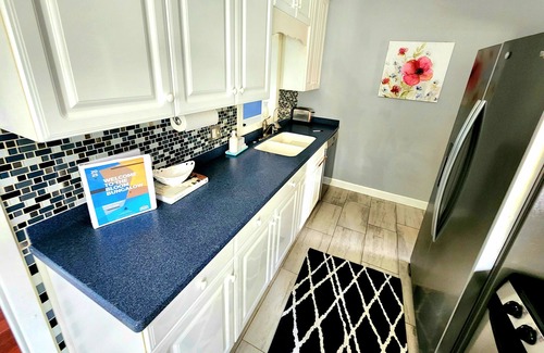 Rochester Casa | Bloom Bungalow / Charming 2-bedroom house, pet friendly, 7 blks to Mayo Clinic