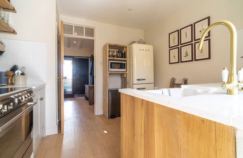 Kingham Cabaña | Bloom Cottage - Cotswolds escape