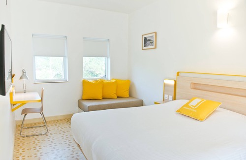 Calangute Hotel | Bloom Hotel – Calangute